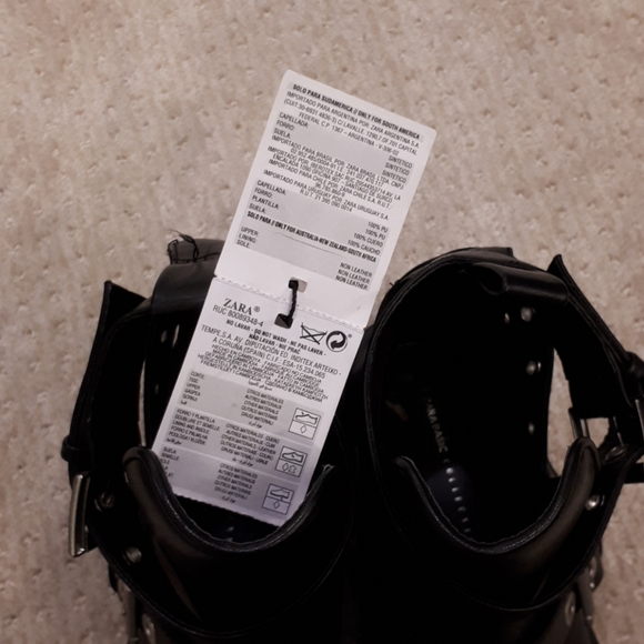 COPY - Shoes - Picture 5 of 7